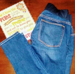 GAP MATERNITY SKINNY JEANS SIZE 29/8r